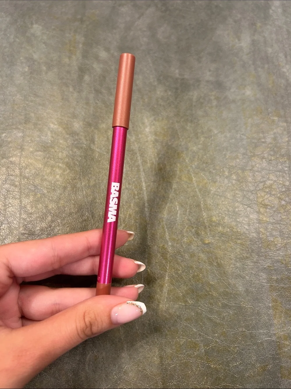 Basma THE LIP LOCK LINER - Shade 01 Warm rose nude